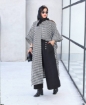تصویر  دوتیکه شنل به همراه دامن شلواری