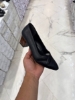 تصویر  کفش کلاسیک و شیک زنانه