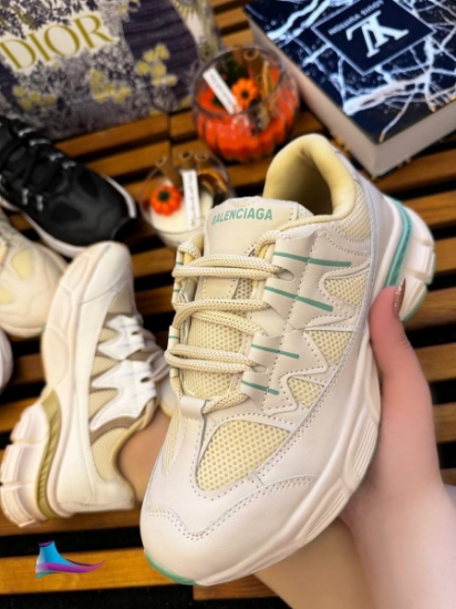 تصویر  کفش کتونی اسپرت