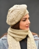 تصویر  شال و کلاه بافت فرانسوی زنانه