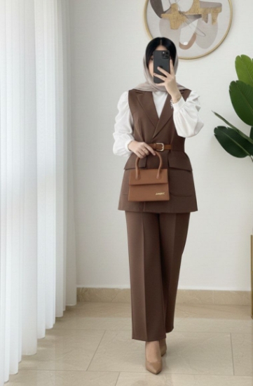 تصویر  ست وست و شلوار زنانه با کمربند آیسان